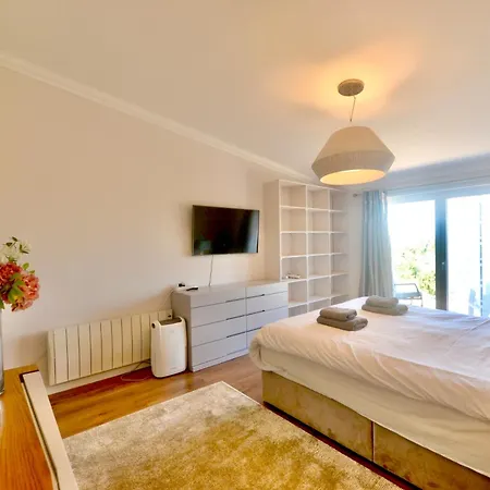 Chalice - Luxury With Pool And Sea-view Вилла